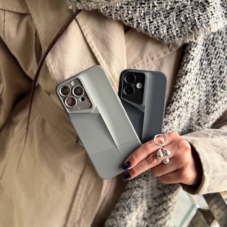 کاور مدل Needle مناسب برای گوشی موبایل اپل iPhone 16 pro max